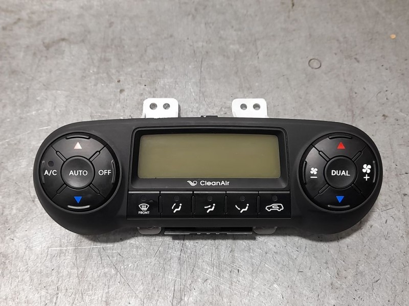 Recambio de mando climatizador para hyundai ix35 classic 2wd referencia OEM IAM 972502Y400 A2C85435102 