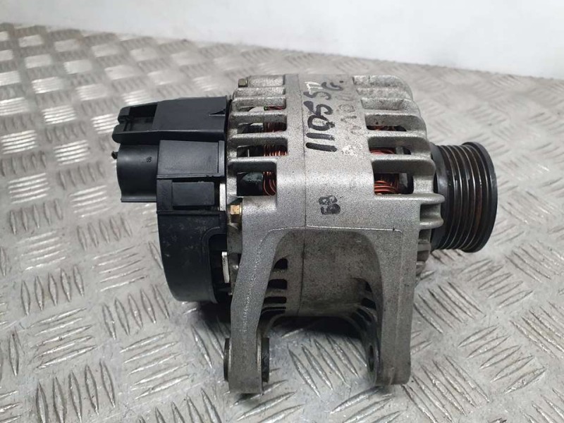 Recambio de alternador para fiat stilo (192) 1.9 jtd 80 active referencia OEM IAM 46782213 63321826 DENSO