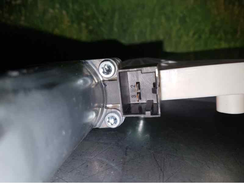 Recambio de motor elevalunas delantero izquierdo para volkswagen passat variant (3g5) sport 4motion bmt referencia OEM IAM 5Q495