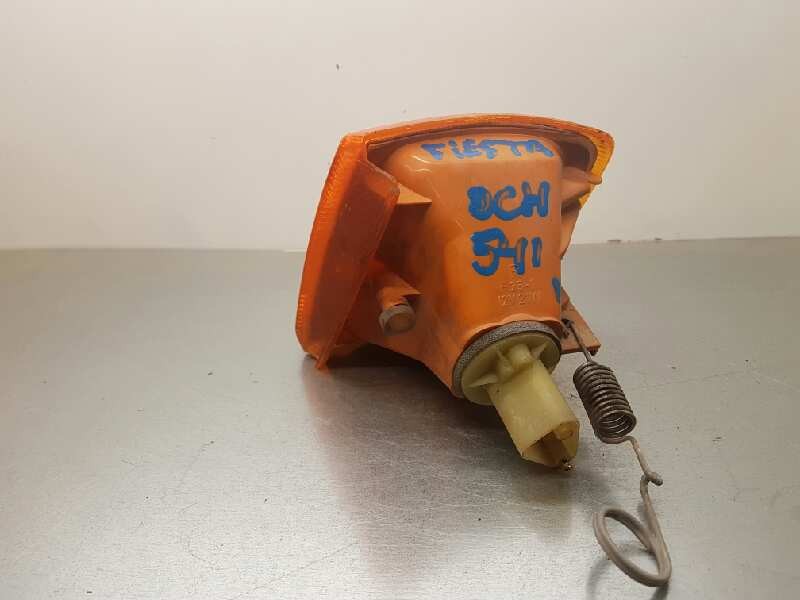 Recambio de piloto delantero derecho para ford fiesta berl./express xr2 referencia OEM IAM   