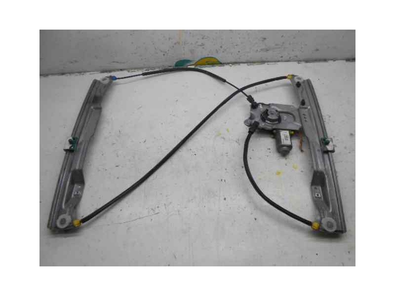 Recambio de elevalunas delantero derecho para renault clio iii confort dynamique referencia OEM IAM 400857E  ELECTRICO