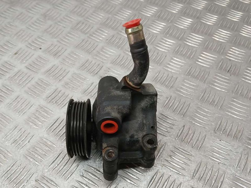 Recambio de bomba direccion para ford fiesta (cbk) ghia referencia OEM IAM HBDHP 4DD2703 