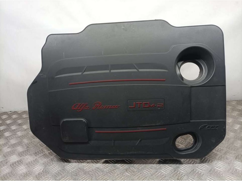 Recambio de tapa motor para alfa romeo giulietta (191) distinctive referencia OEM IAM 51859542  