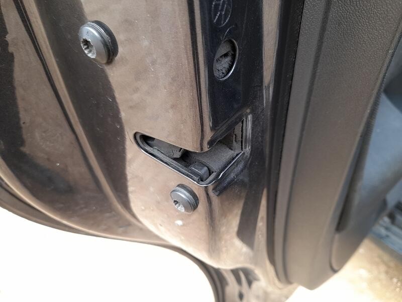 Recambio de cerradura puerta trasera izquierda para seat toledo iii (5p2) 1.9 tdi referencia OEM IAM 7L0839015D  