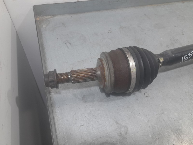 Recambio de transmision delantera derecha para toyota auris active referencia OEM IAM 4341002B50  