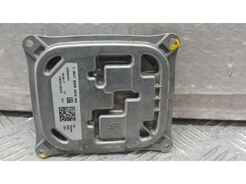 Recambio de centralita faro para peugeot 308 ii (lb_, lp_, lw_, lh_, l3_) 2.0 bluehdi 150 referencia OEM IAM 130732940400  10EE1