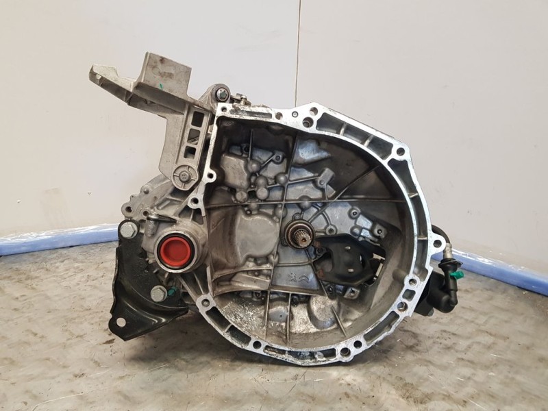 Recambio de caja cambios para opel corsa f edition referencia OEM IAM 20A707 1051199 5VELOCIDADES