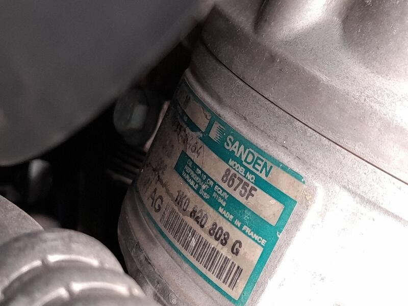 Recambio de compresor aire acondicionado para seat toledo iii (5p2) 1.9 tdi referencia OEM IAM 1K0820803G  