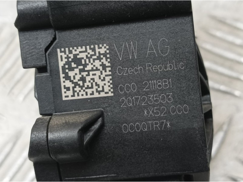 Recambio de potenciometro pedal para seat arona style go referencia OEM IAM 2Q1723503  