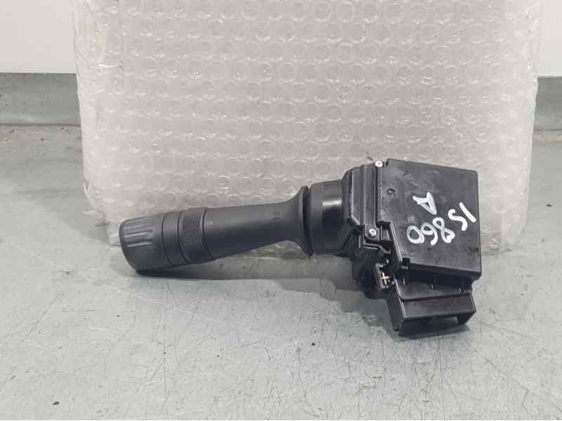 Recambio de mando limpia para toyota auris active referencia OEM IAM 17F858  