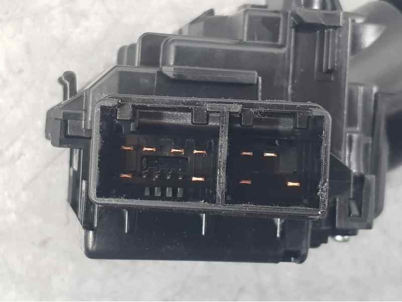 Recambio de mando limpia para toyota auris active referencia OEM IAM 17F858  