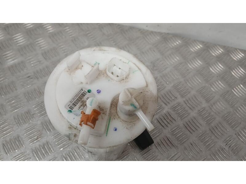 Recambio de aforador para mitsubishi space star (a00) motion referencia OEM IAM 1760A5763 MITSUBISHI UCT35BMU61