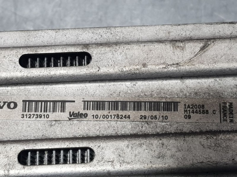 Recambio de intercooler para volvo xc60 kinetic awd referencia OEM IAM 31273910 1000176244 VALEO