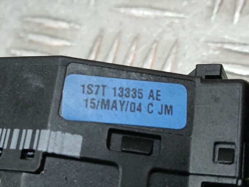 Recambio de mando luces para ford fiesta (cbk) ghia referencia OEM IAM 1S7T1335AE  