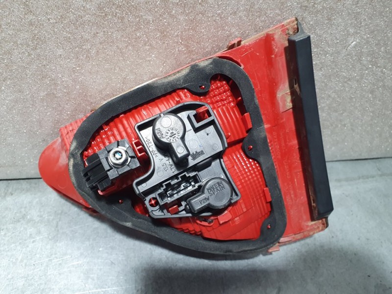 Recambio de piloto trasero izquierdo para seat exeo berlina (3r2) reference referencia OEM IAM 3R5945093B 89320231 VALEO INTERIO