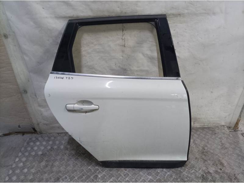 Recambio de puerta trasera derecha para volvo xc60 kinetic awd referencia OEM IAM 32228965  TOCADA