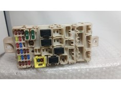 Recambio de caja reles / fusibles para mitsubishi space star (a00) motion referencia OEM IAM 8637C702  GGM013F81