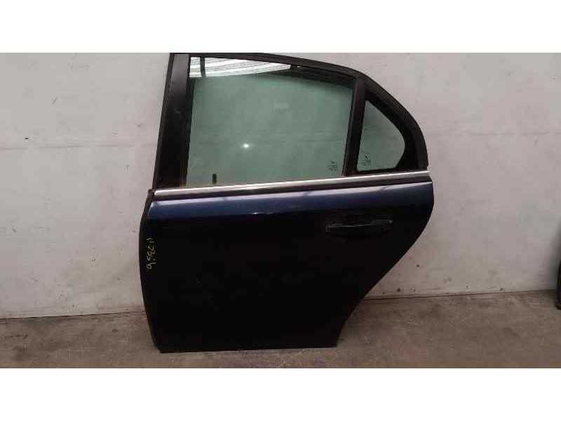 Recambio de puerta trasera izquierda para cadillac bls 1.9 d referencia OEM IAM   
