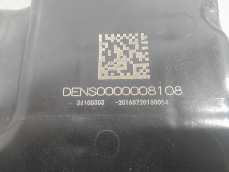 Recambio de deposito adblue para mercedes-benz clase c descapotable (a205) c 220 d (205.404) referencia OEM IAM A2054705701 0444