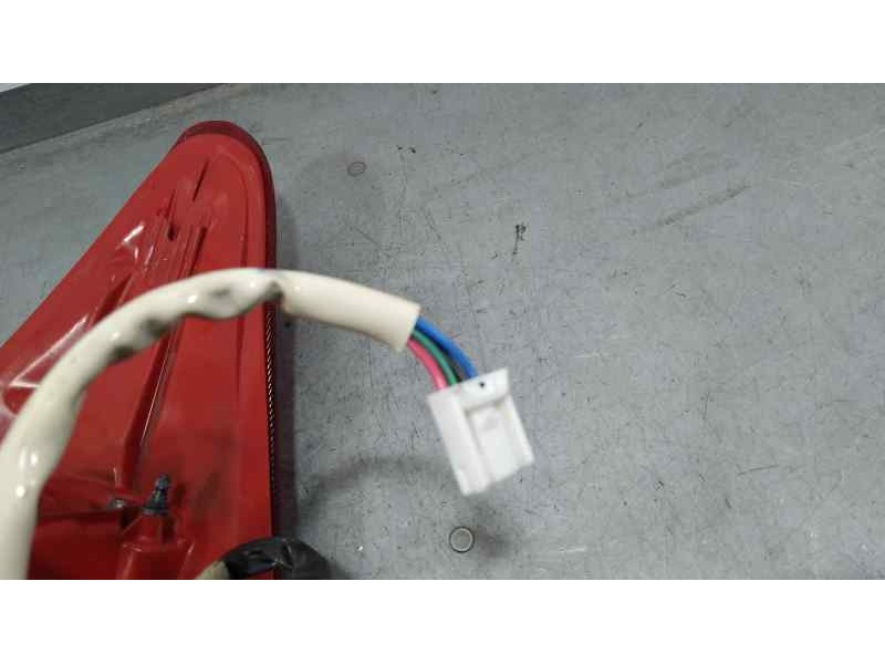 Recambio de piloto trasero izquierdo para toyota auris active referencia OEM IAM 8159402460  EXTERIOR