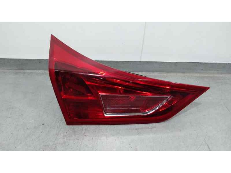 Recambio de piloto trasero izquierdo para toyota auris active referencia OEM IAM 8156102740  INTERIOR - KOITO