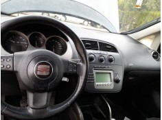 Recambio de kit airbag para seat toledo iii (5p2) 1.9 tdi referencia OEM IAM 5P0880201AJ C/SALPICADERO Y PRETENSORES 