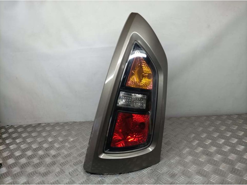 Recambio de piloto trasero derecho para kia soul diva referencia OEM IAM 924022K0  