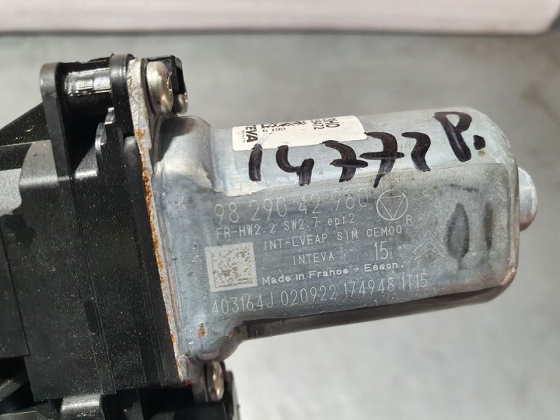 Recambio de motor elevalunas delantero derecho para opel corsa f edition referencia OEM IAM 9829042980 430113H0 ELECTRICO 6 PINE
