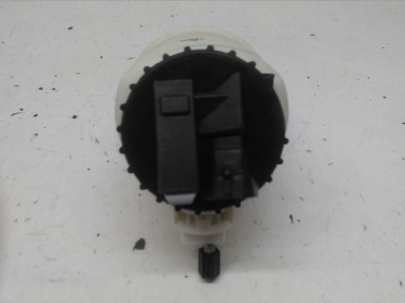 Recambio de faro antiniebla izquierdo para fiat bravo (182) referencia OEM IAM   