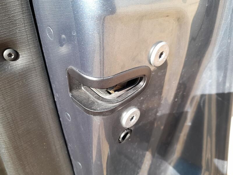 Recambio de cerradura puerta delantera derecha para citroën c6 (td_) 2.7 hdi referencia OEM IAM 9136EX  