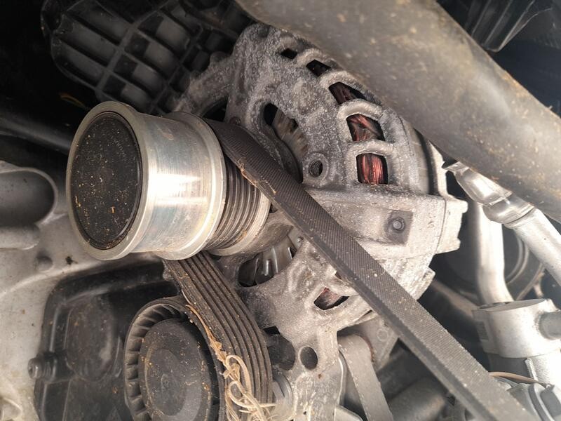 Recambio de alternador para volkswagen t-cross (c11, d31) 1.0 tsi referencia OEM IAM 05E903026K  