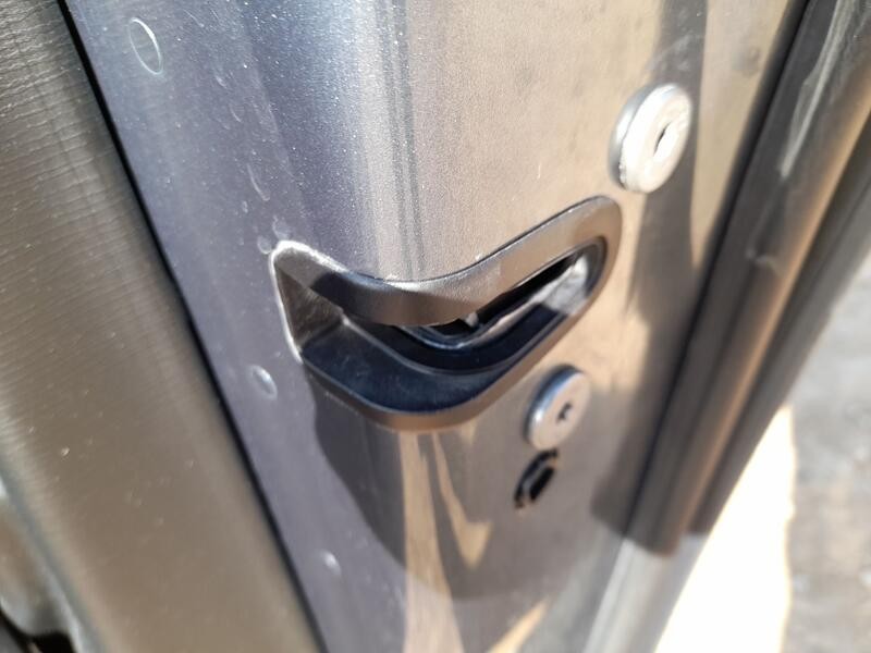 Recambio de cerradura puerta trasera derecha para citroën c6 (td_) 2.7 hdi referencia OEM IAM 9138T7  