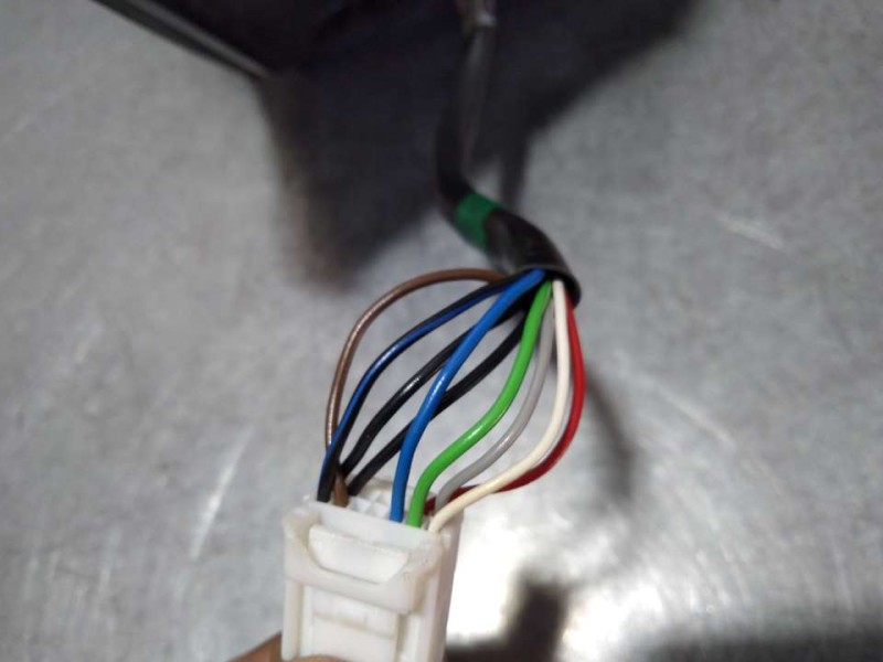 Recambio de retrovisor derecho para toyota auris active referencia OEM IAM 8791002F10  ELECTRICO 9 CABLES