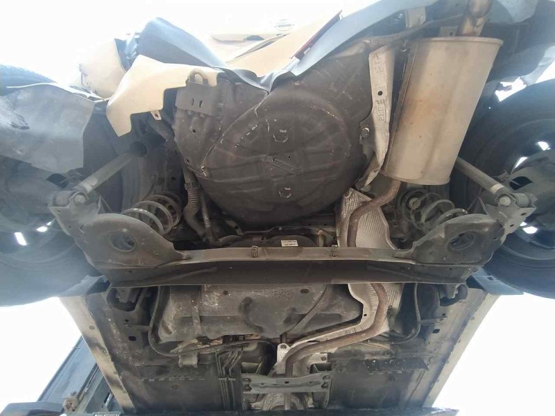 Recambio de puente trasero para nissan micra v (k14) 5 puertas referencia OEM IAM 555015FA3A  TAMBOR , 5 TORNILLOS , C/ ABS