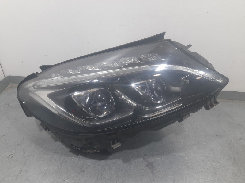 Recambio de faro derecho para mercedes-benz clase c descapotable (a205) c 220 d (205.404) referencia OEM IAM A2059063204  