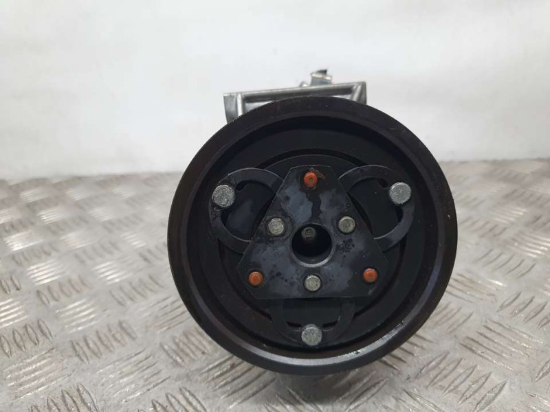Recambio de compresor aire acondicionado para nissan pulsar (c13) tekna referencia OEM IAM 926003VC6B M214F241106 CALSONICKANSEI
