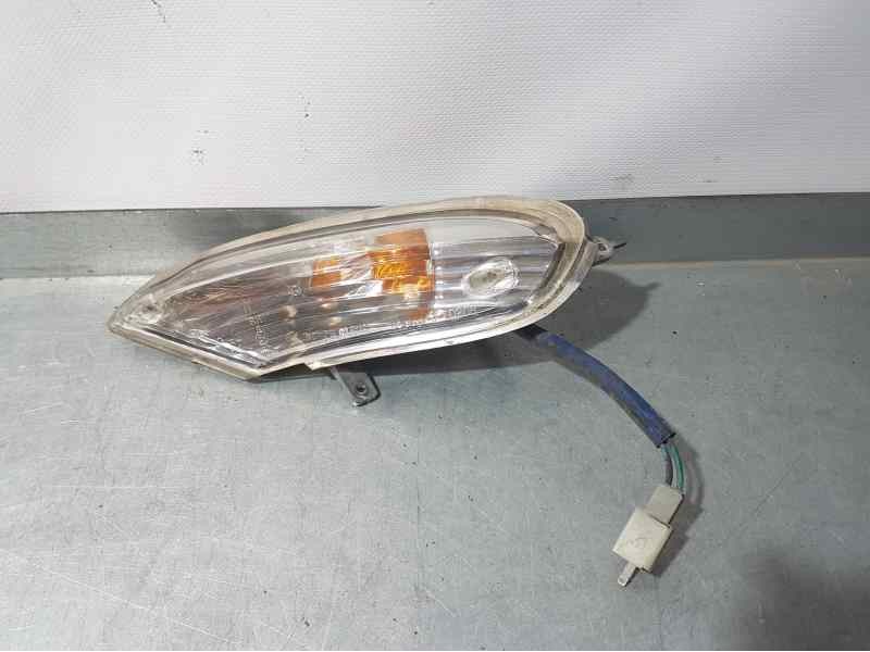 Recambio de piloto trasero derecho para kymco dink grand dink 125 referencia OEM IAM   