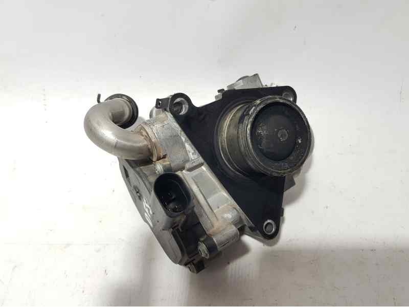 Recambio de valvula egr para volkswagen caddy furgón/kombi 2.0 tdi referencia OEM IAM 04L131501RV110  