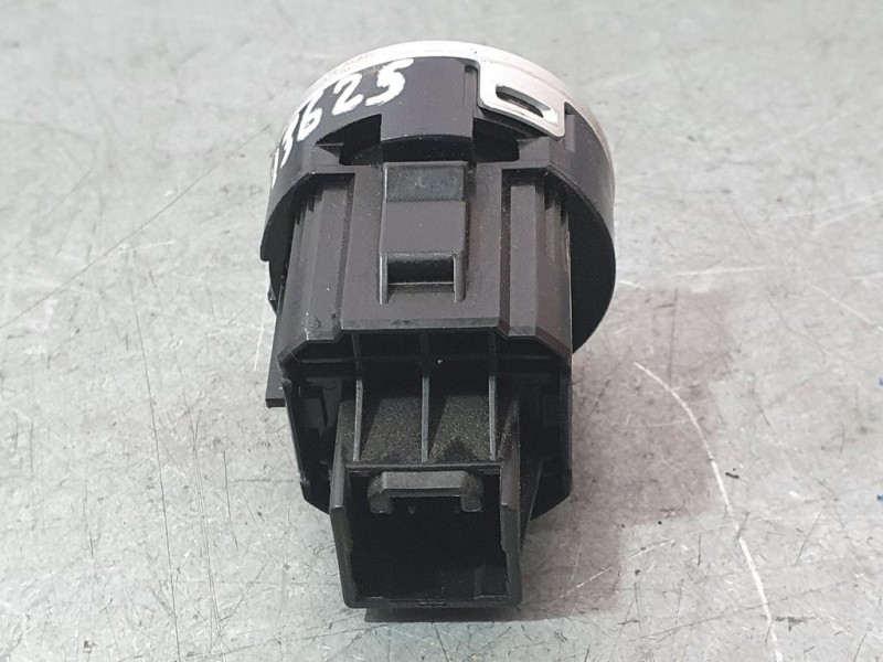 Recambio de boton start/stop para mitsubishi asx (ga0w) kaiteki 4wd referencia OEM IAM 8610A101  