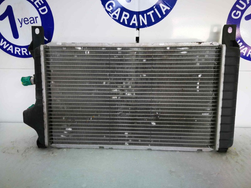Recambio de radiador agua para ford fiesta berl./courier xr 2i berlina referencia OEM IAM 92FB8005KA  