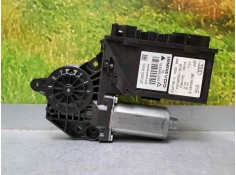 MOTOR ELEVALUNAS TRASERO IZQUIERDO 8E0959801E 105848204 SIEMENS VDO