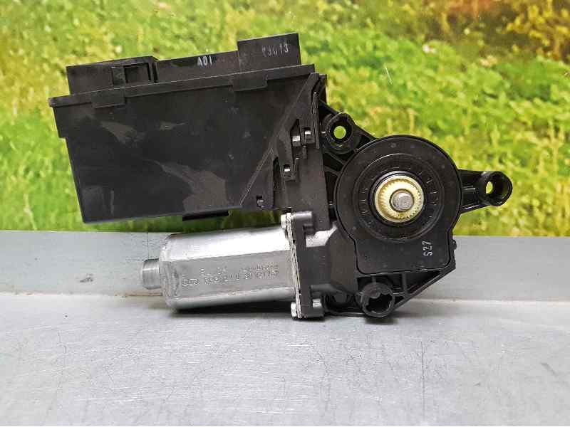 Recambio de motor elevalunas trasero izquierdo para seat exeo berlina (3r2) reference referencia OEM IAM 8E0959801E 105848204 SI
