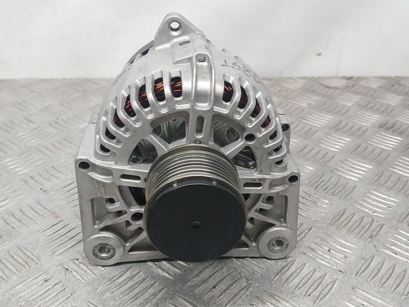 Recambio de alternador para renault megane ii berlina 5p authentique referencia OEM IAM 7711368356  TG11C066