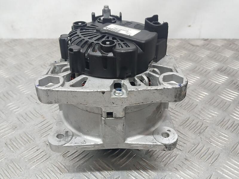Recambio de alternador para renault megane ii berlina 5p authentique referencia OEM IAM 7711368356  TG11C066