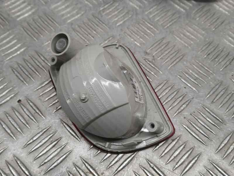 Recambio de piloto trasero derecho paragolpes para nissan nv250 kastenwagen l1h1 2,0t pro referencia OEM IAM 8200419908  FALSO S