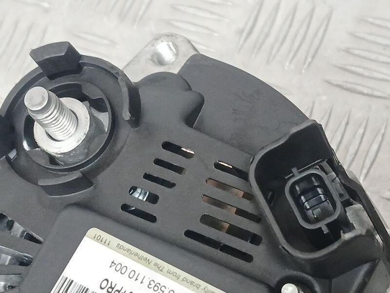 Recambio de alternador para renault megane ii berlina 5p authentique referencia OEM IAM 7711368356  TG11C066