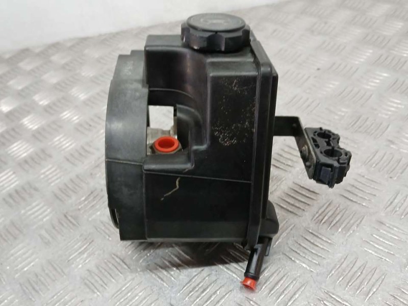 Recambio de bomba direccion para peugeot 206 berlina xr referencia OEM IAM 9631411580 26064217 