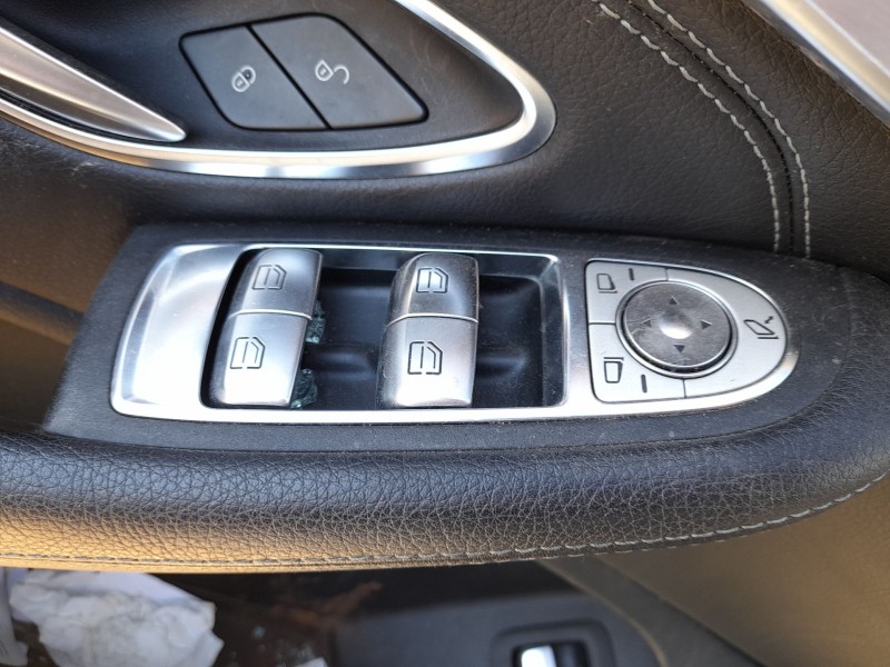 Recambio de mando elevalunas delantero izquierdo para mercedes-benz clase c descapotable (a205) c 220 d (205.404) referencia OEM