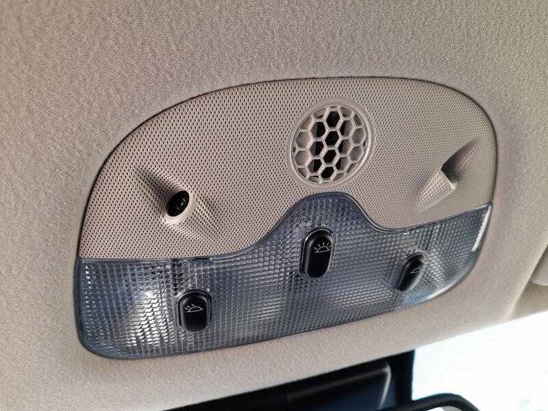 Recambio de luz interior para citroën c6 (td_) 2.7 hdi referencia OEM IAM 8146S5  