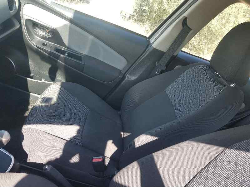 Recambio de asiento delantero derecho para toyota yaris active referencia OEM IAM   C/AIRBAG